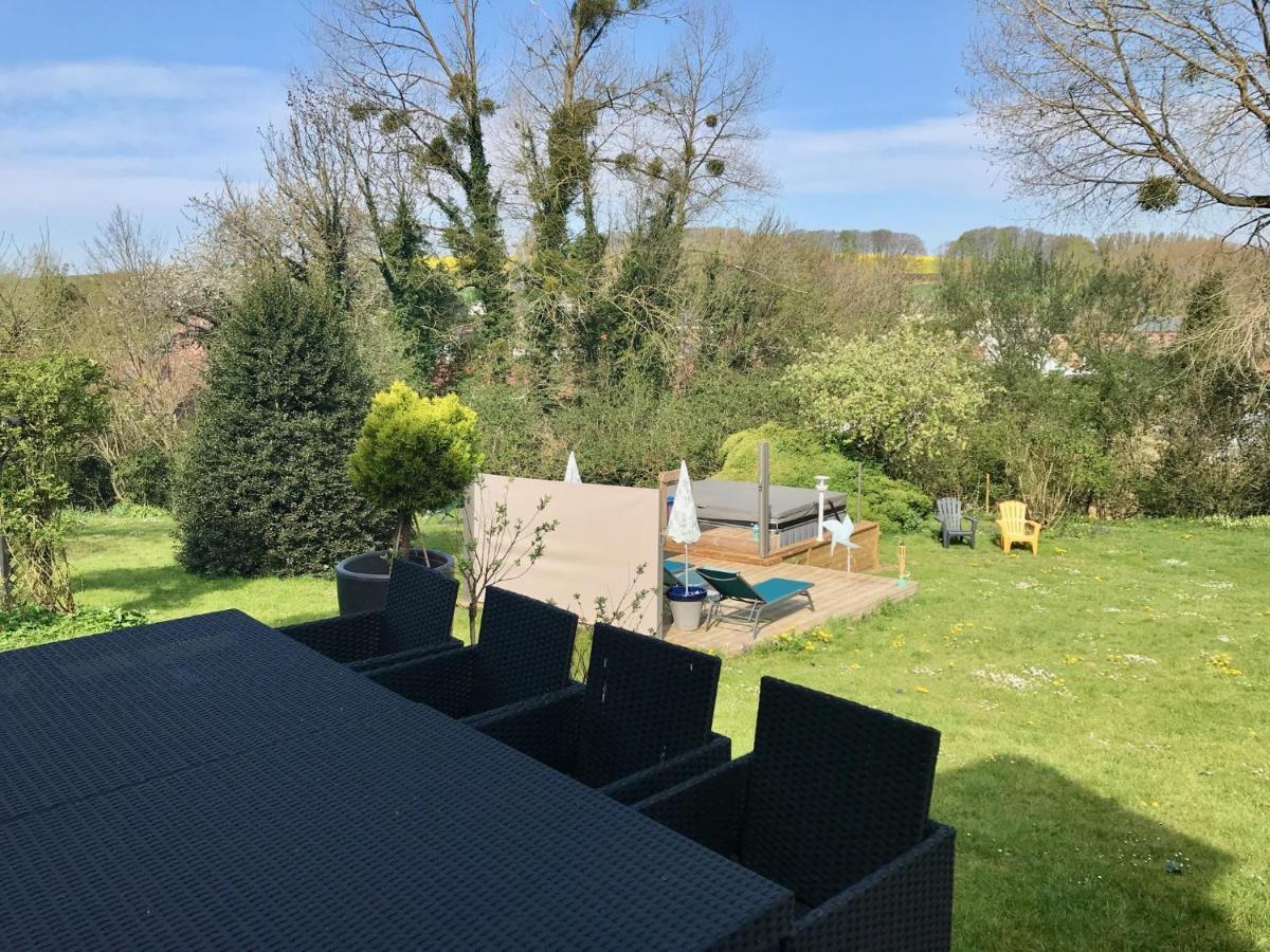Le Clos Dessyag Montcavrel Exterior foto